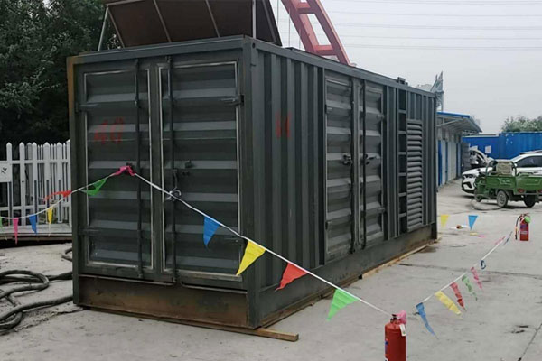 张北发电机租赁空气滤清器多久更换一次？