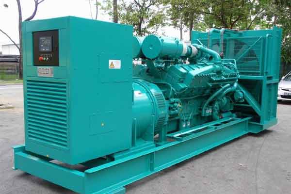 张北柴油发电机组电压不稳定怎样维修？