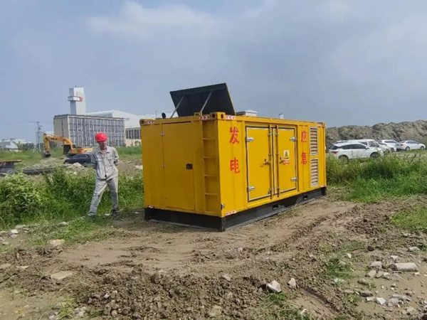 张北200KW柴油发电机机组每小时的油耗量受哪些因素影响？